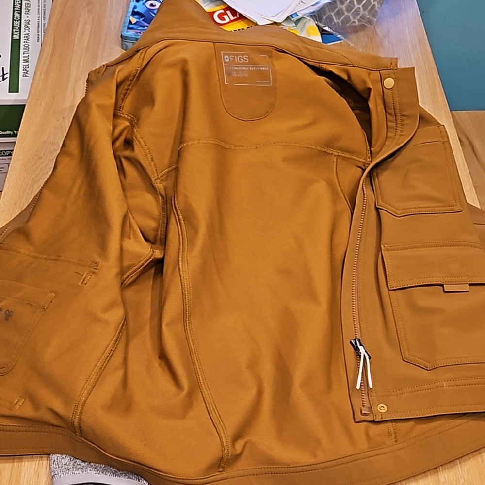 Figs Earth Indestructible Jacket women large brand new
